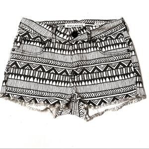 Bullhead Denim High Waisted Shorts Black White Print Raw Hem Size 3